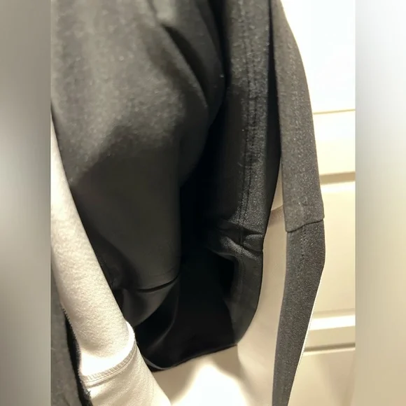 NWT bebe Halter Color Block Dress - Picture 7 of 9